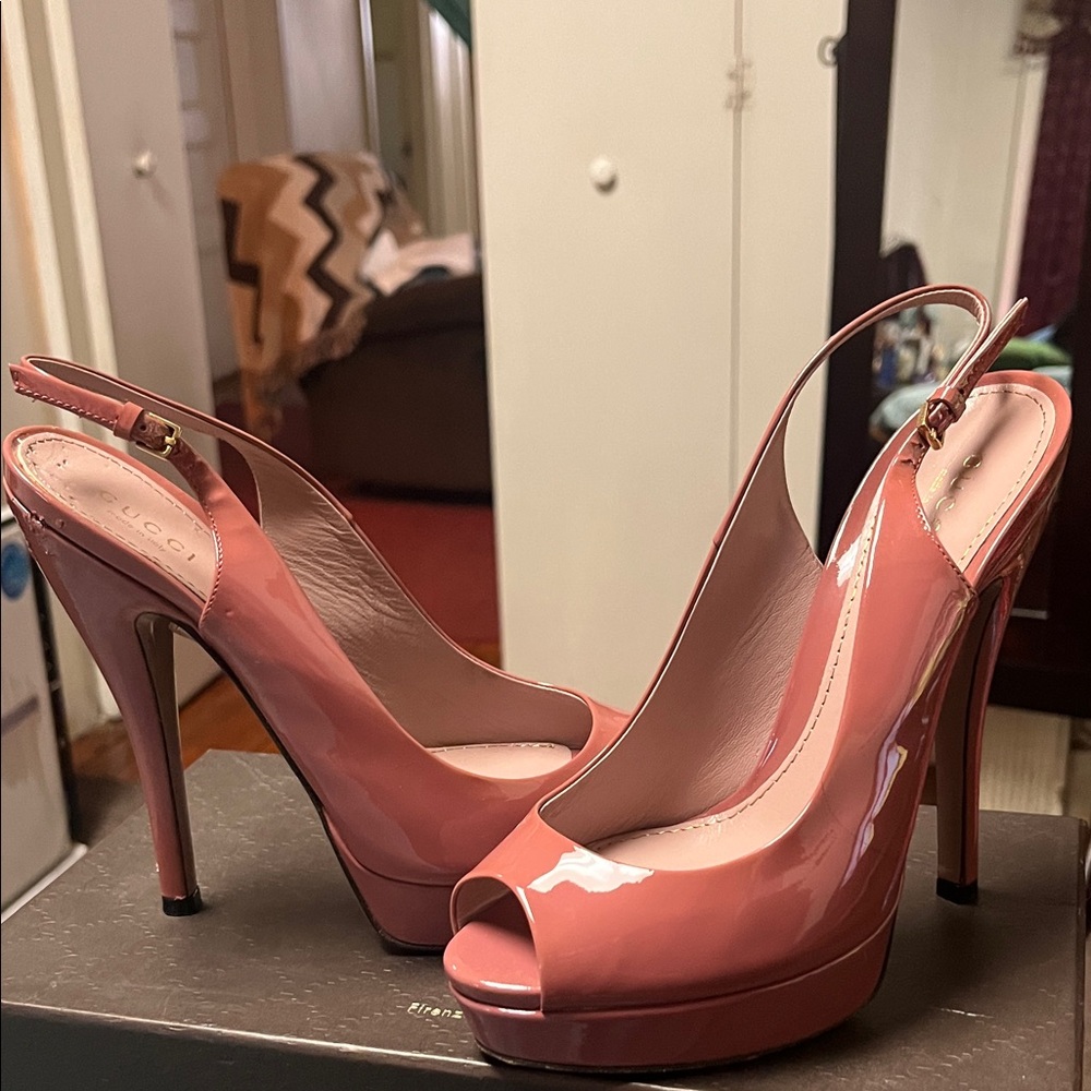Gucci Pink Patent Leather Slingback Heels